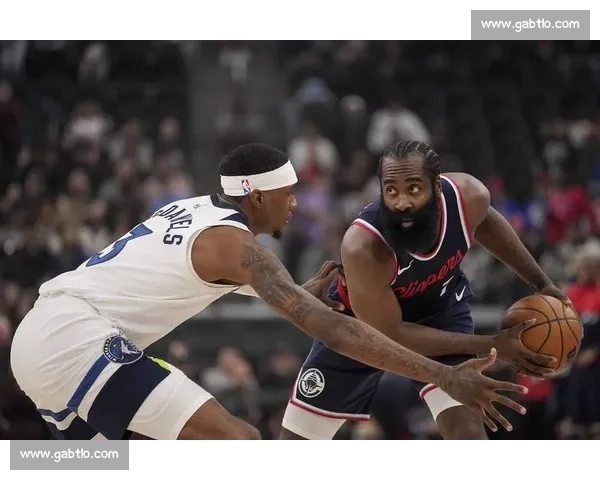 哈登续约快船锁定双核 兰德尔留守森林狼夯实内线