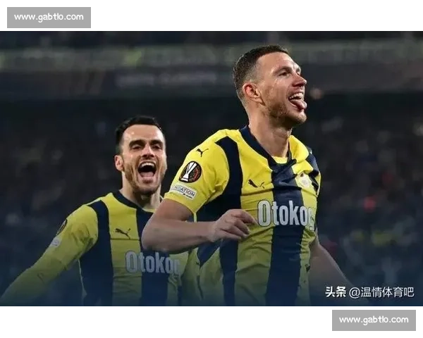 罗马诺确认！杜兰租借费内巴切交易达成，即将亮相伊斯坦布尔