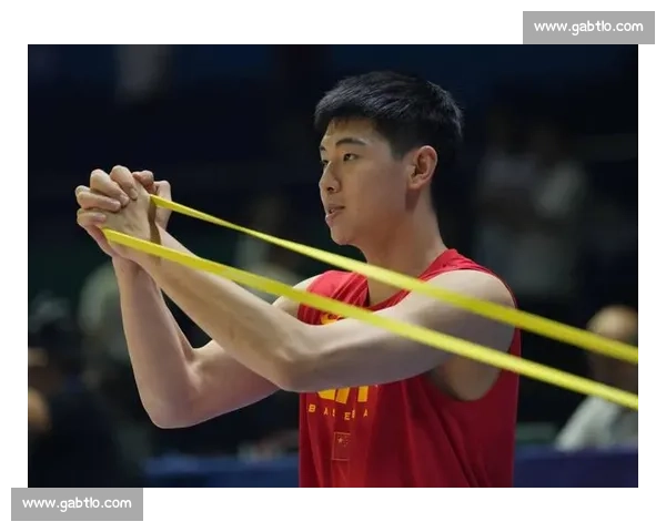 广东双核交易风云！布朗洛夫顿归化受阻，广厦双星闪耀国际赛场